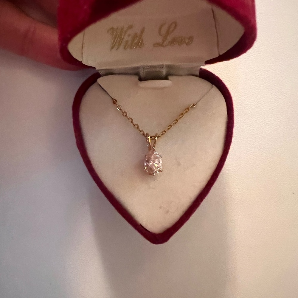 Gold Pendant Necklace with Pink Stone